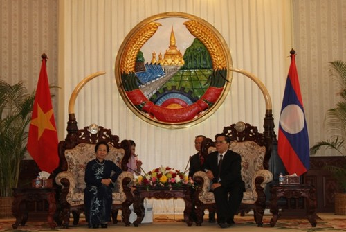 Phó Chủ tịch nước Nguyễn Thị Doan thăm chính thức CHDCND Lào - ảnh 3